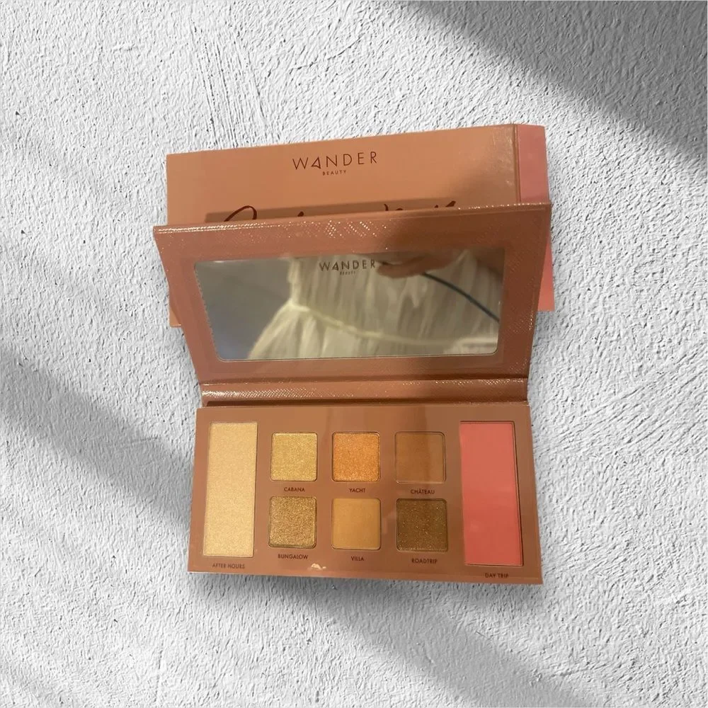☀️ Wander Beauty Getaway eye and face palette NiB